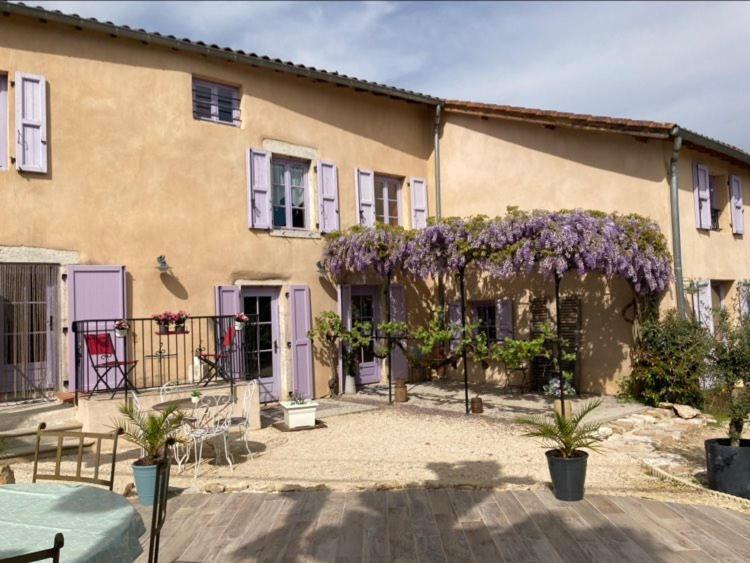 GITE DU ROY D'AMONT  Lagnieu Exterior foto